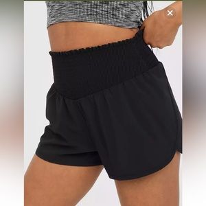 OFFLINE By Aerie Real Me Smocked Running Shorts Ladies Medium Color Black EUC